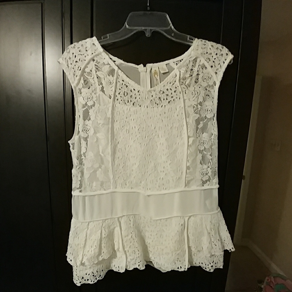 Lace top